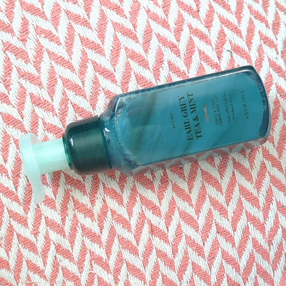 BBW Bath and Body Works Gentle Foaming Hand Soap NWT Earl Grey Tea & Mint